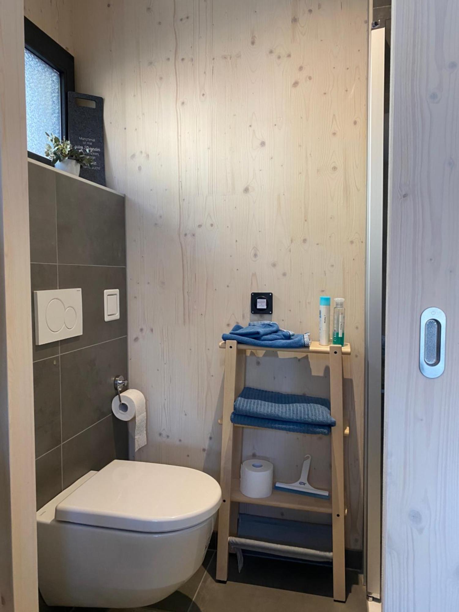 Auf Wolke 7 - Gaeste-Studio Im Mini House In Ch-4556 Aeschi So Zewnętrze zdjęcie