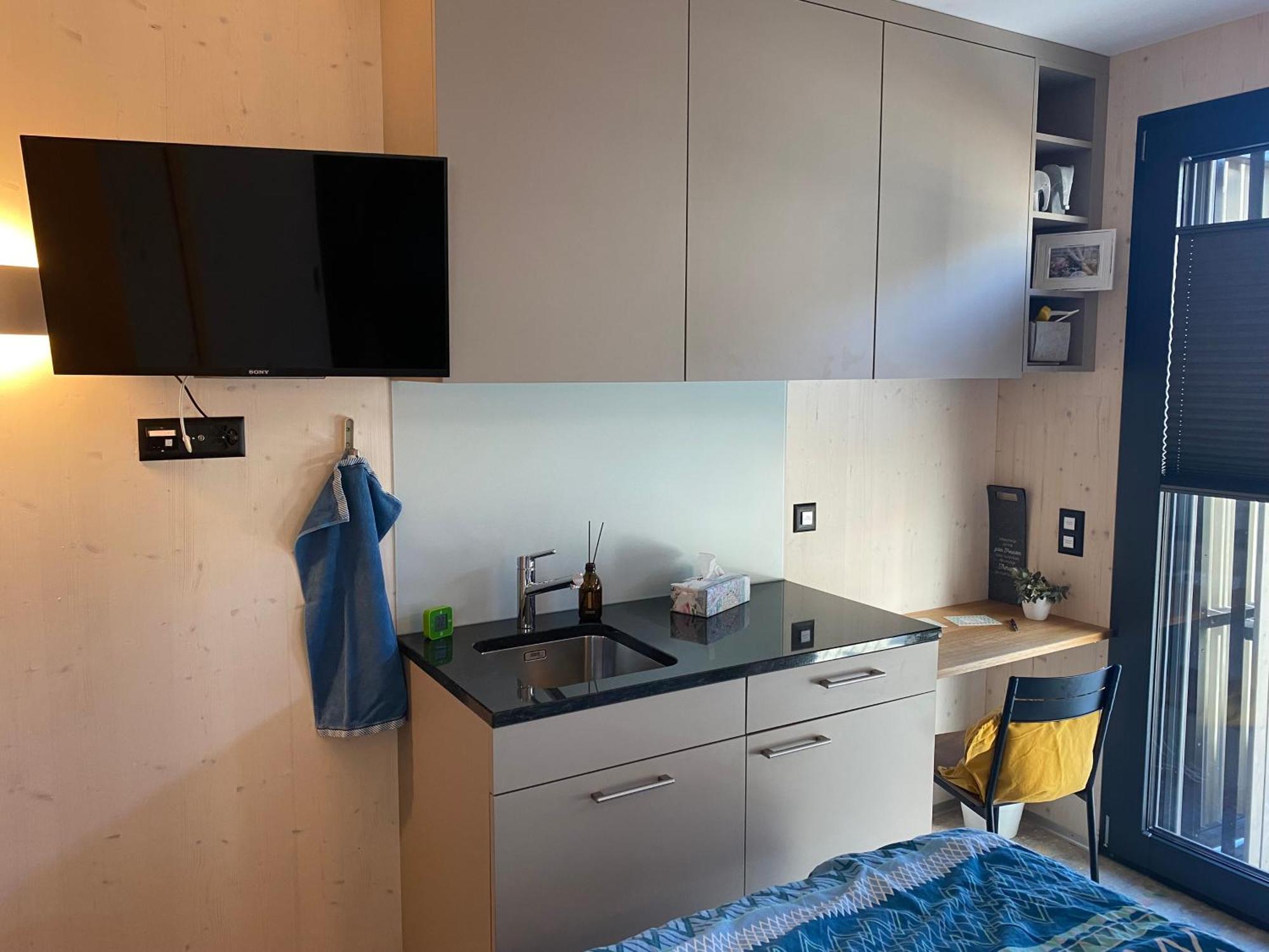 Auf Wolke 7 - Gaeste-Studio Im Mini House In Ch-4556 Aeschi So Zewnętrze zdjęcie